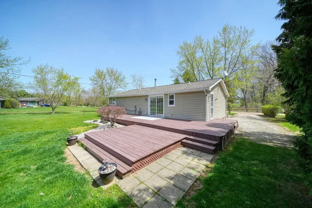 $249,000 | 186 Harris Drive, Cement City, MI 49233