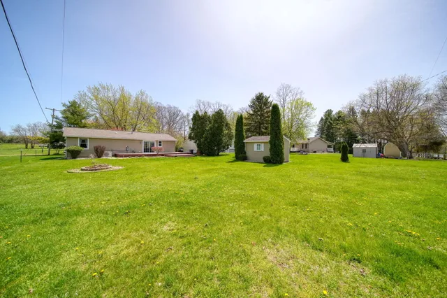 $249,000 | 186 Harris Drive, Cement City, MI 49233