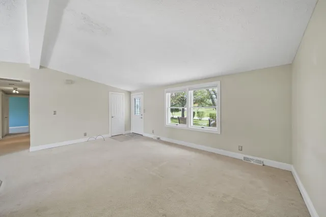 $249,000 | 186 Harris Drive, Cement City, MI 49233