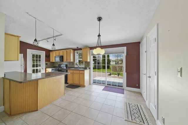 $249,000 | 186 Harris Drive, Cement City, MI 49233