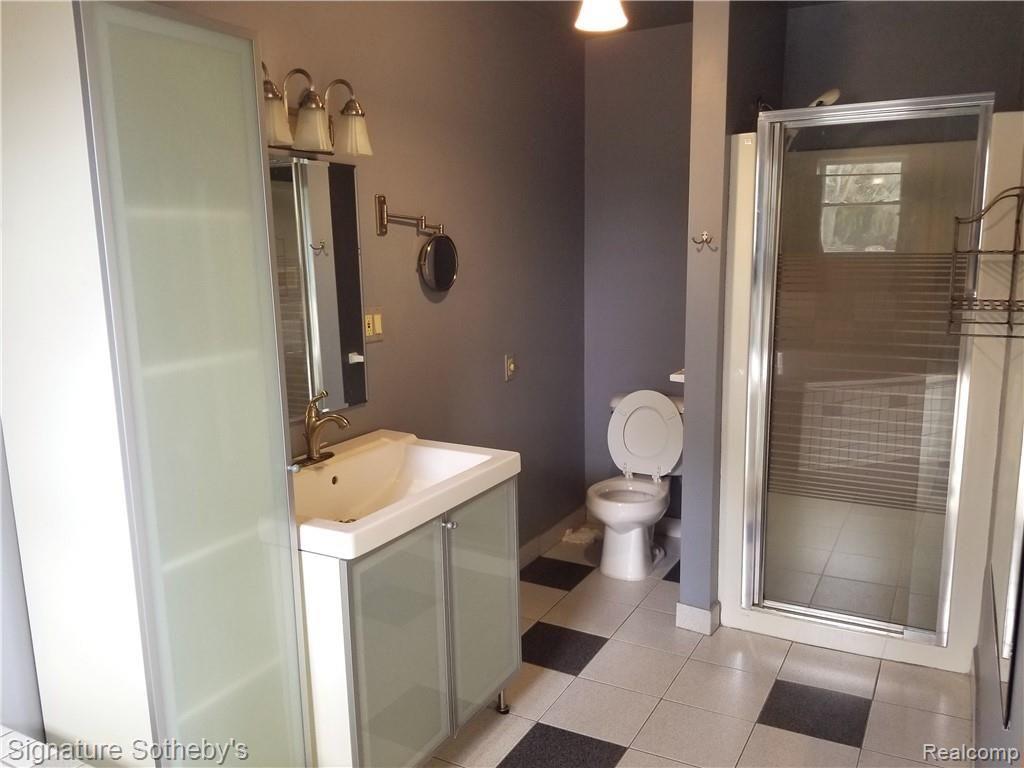 2075 Alfred Drive Troy, MI 48085 - Photo 21 of 25