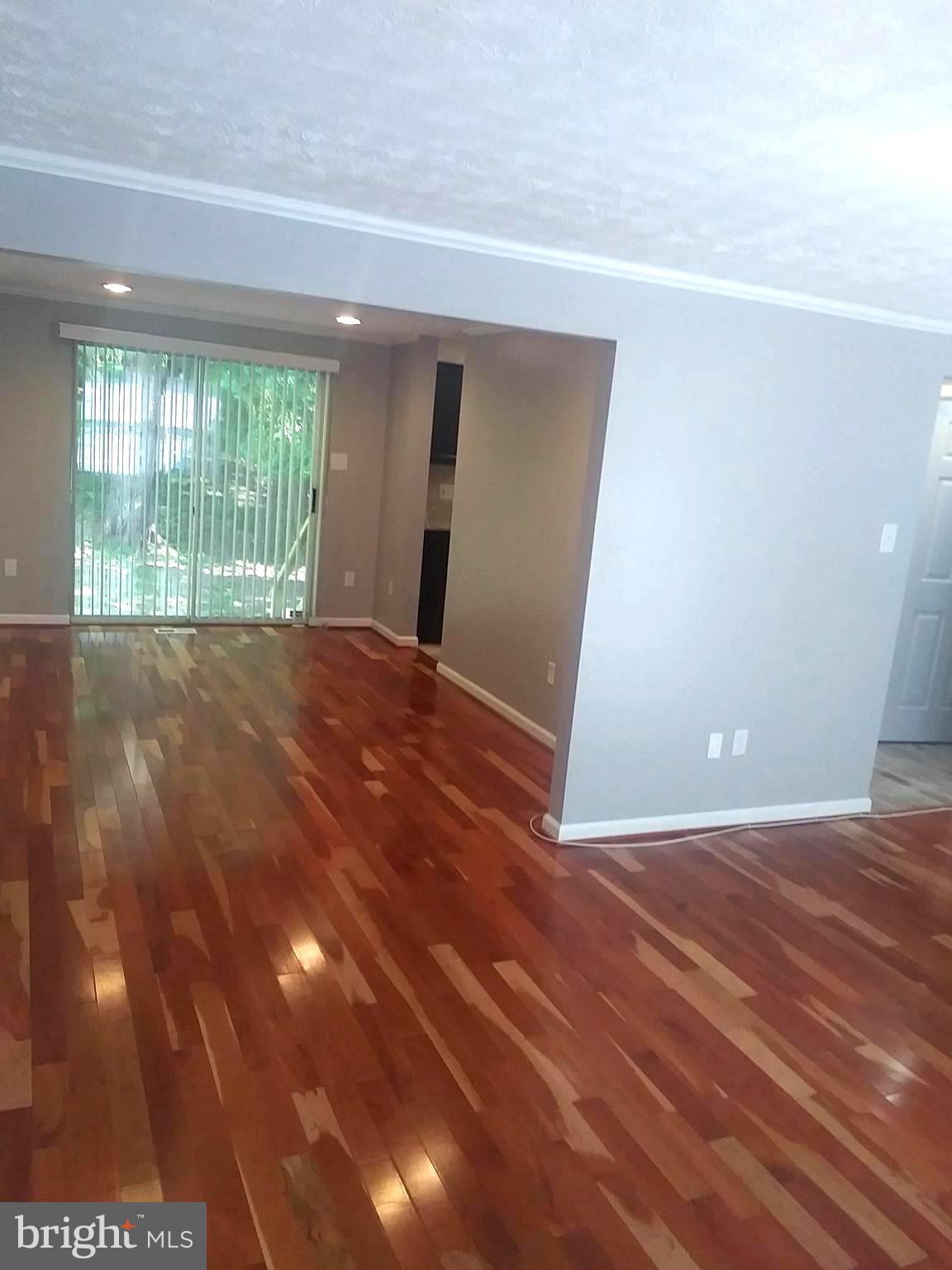 4817 Hawksbury Road Baltimore, MD 21208 - Photo 3 of 18