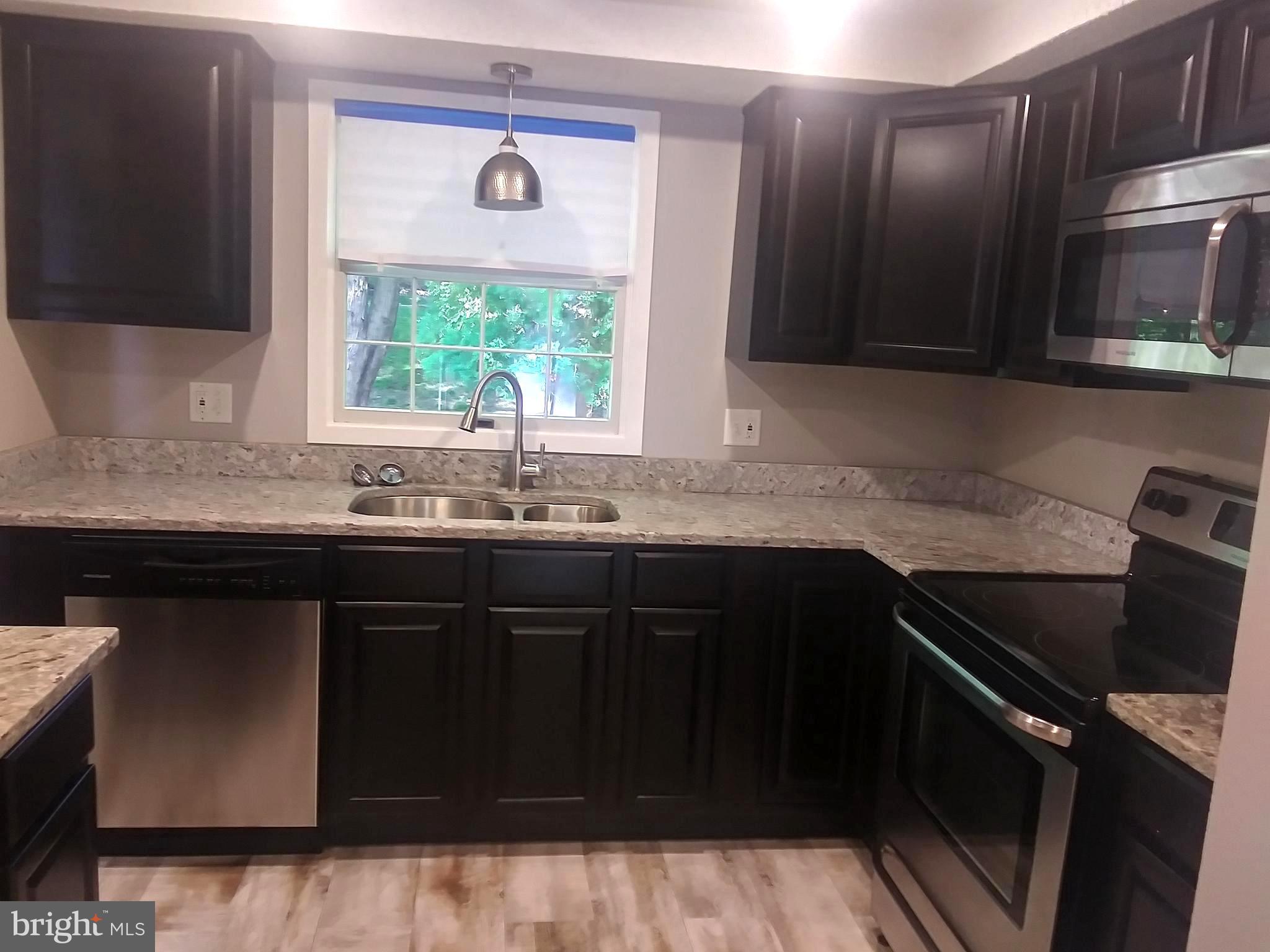 4817 Hawksbury Road Baltimore, MD 21208 - Photo 5 of 18