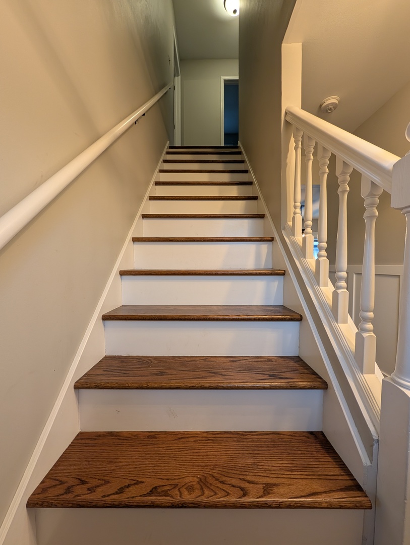 3605 Juniper Avenue Joliet, IL 60431 - Photo 12 of 18 a view of entryway