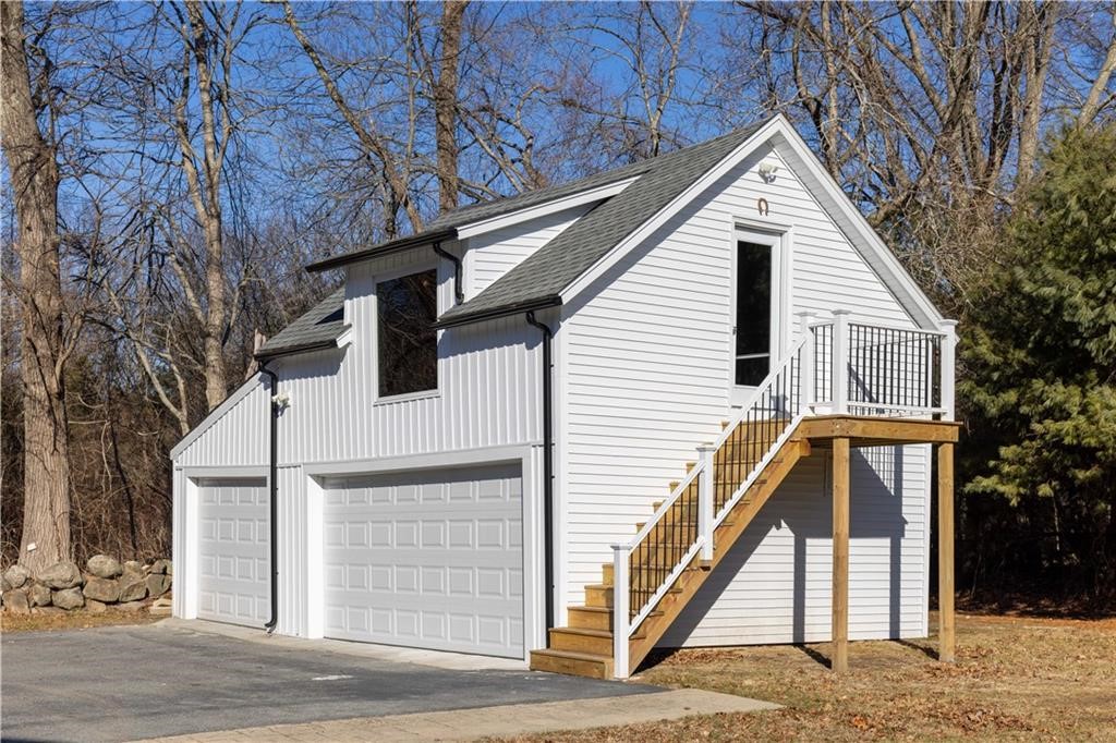 311 Hope Road Cranston, RI 02921 - Photo 31 of 33
