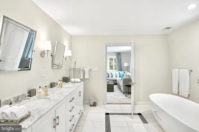 $3,200,000 | 6202 Vernon Palmer Court, McLean, VA 22101