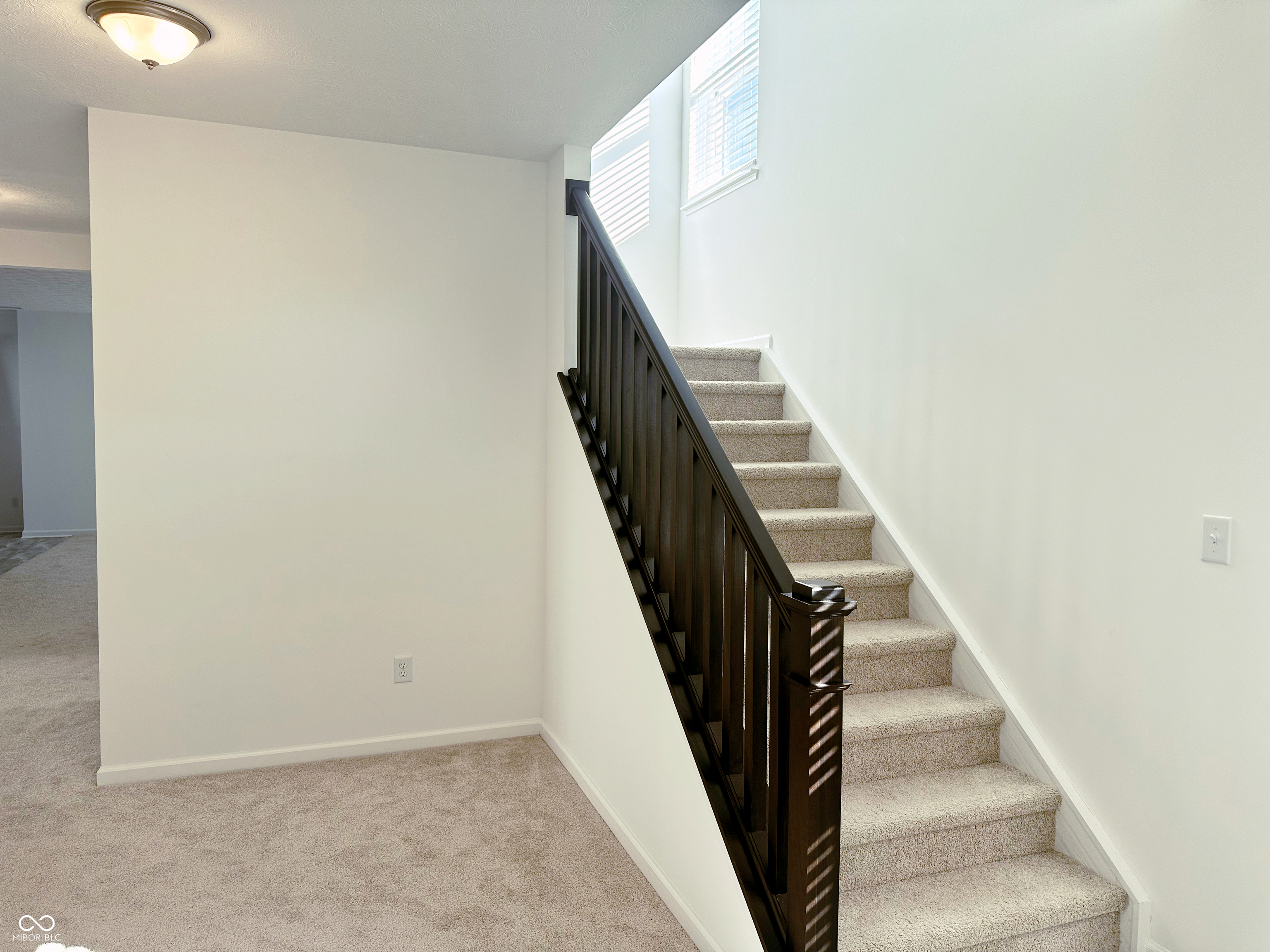 5115 Triple Crown Way Indianapolis, IN 46237 - Photo 16 of 34