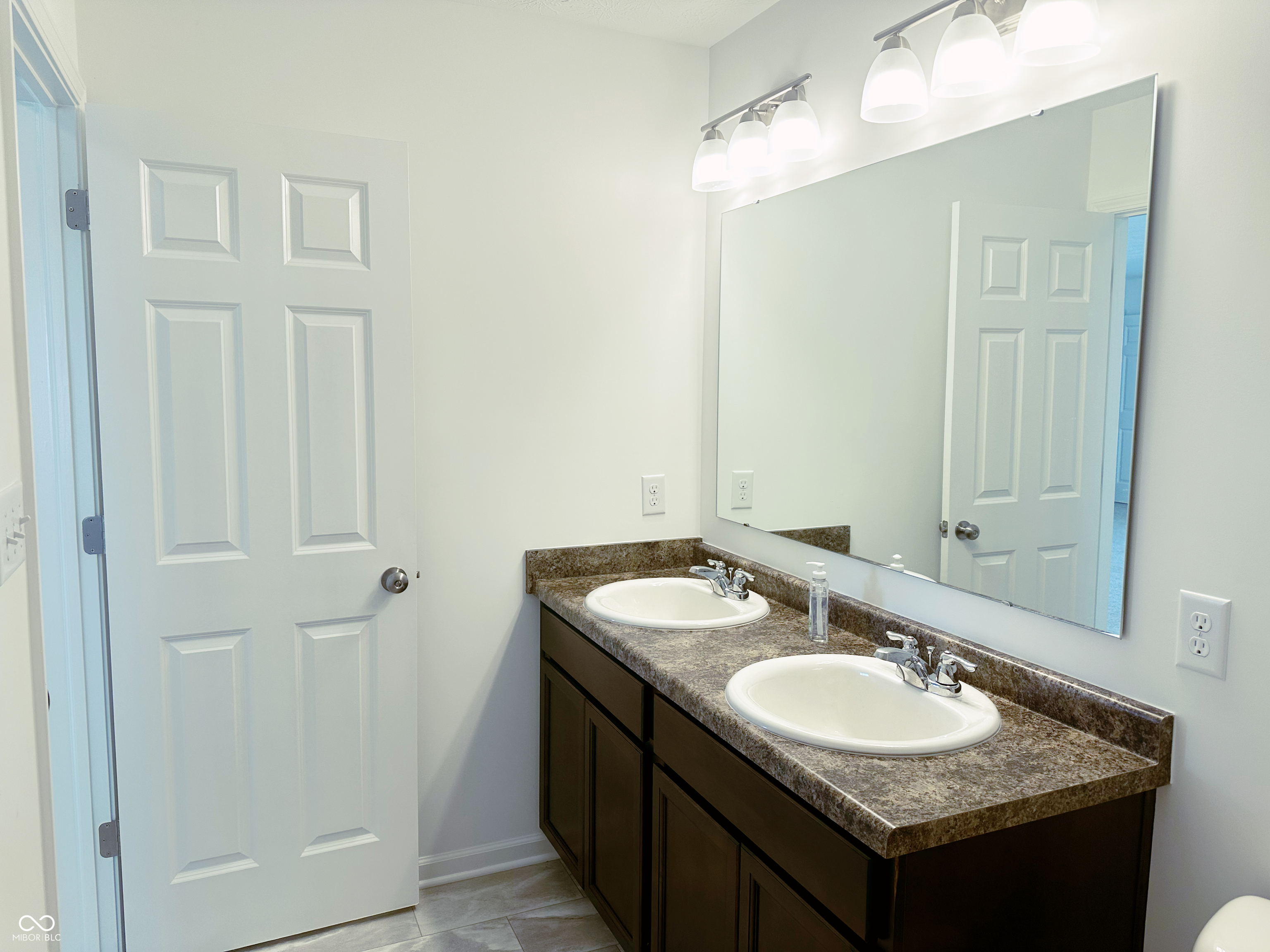 5115 Triple Crown Way Indianapolis, IN 46237 - Photo 28 of 34