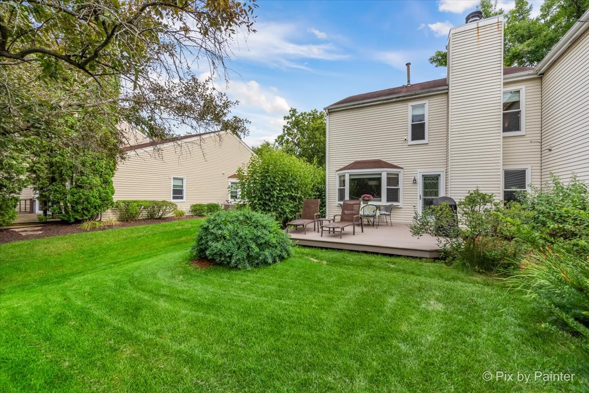 1025 Oswego Road Naperville, IL 60540 - Photo 27 of 42 a house view with a garden space