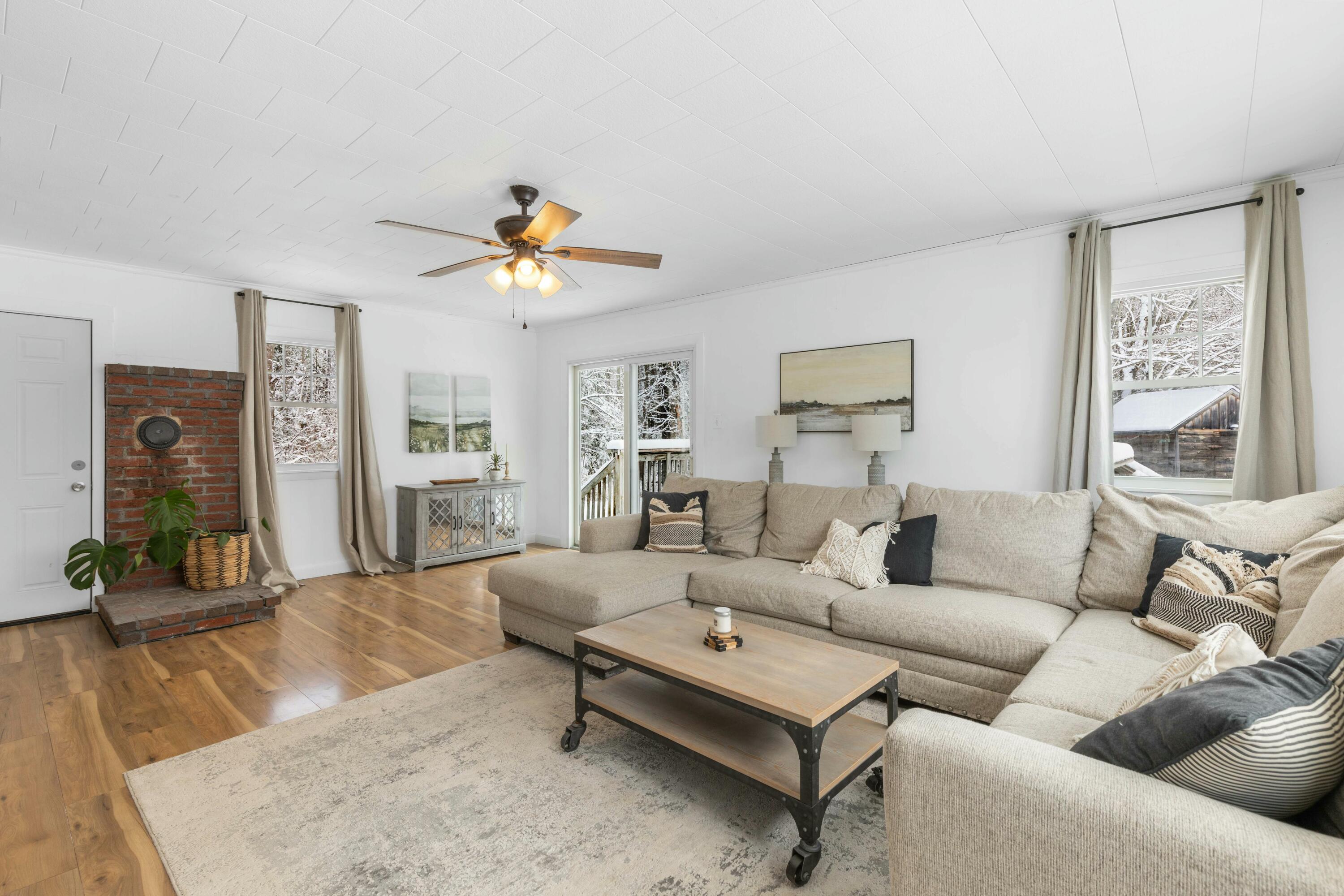 181 North Gorham Road Gorham, ME 04038 - Photo 15 of 26 Livingroom