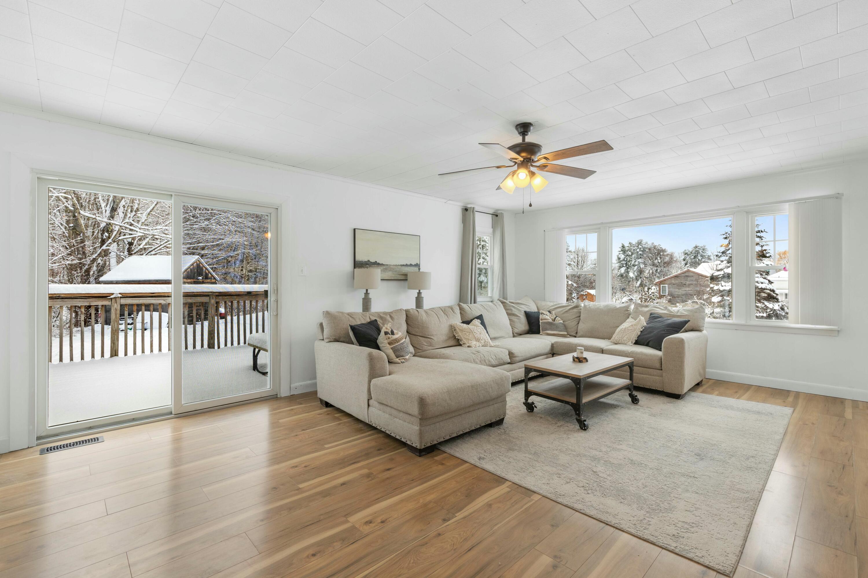 181 North Gorham Road Gorham, ME 04038 - Photo 3 of 26 Interior