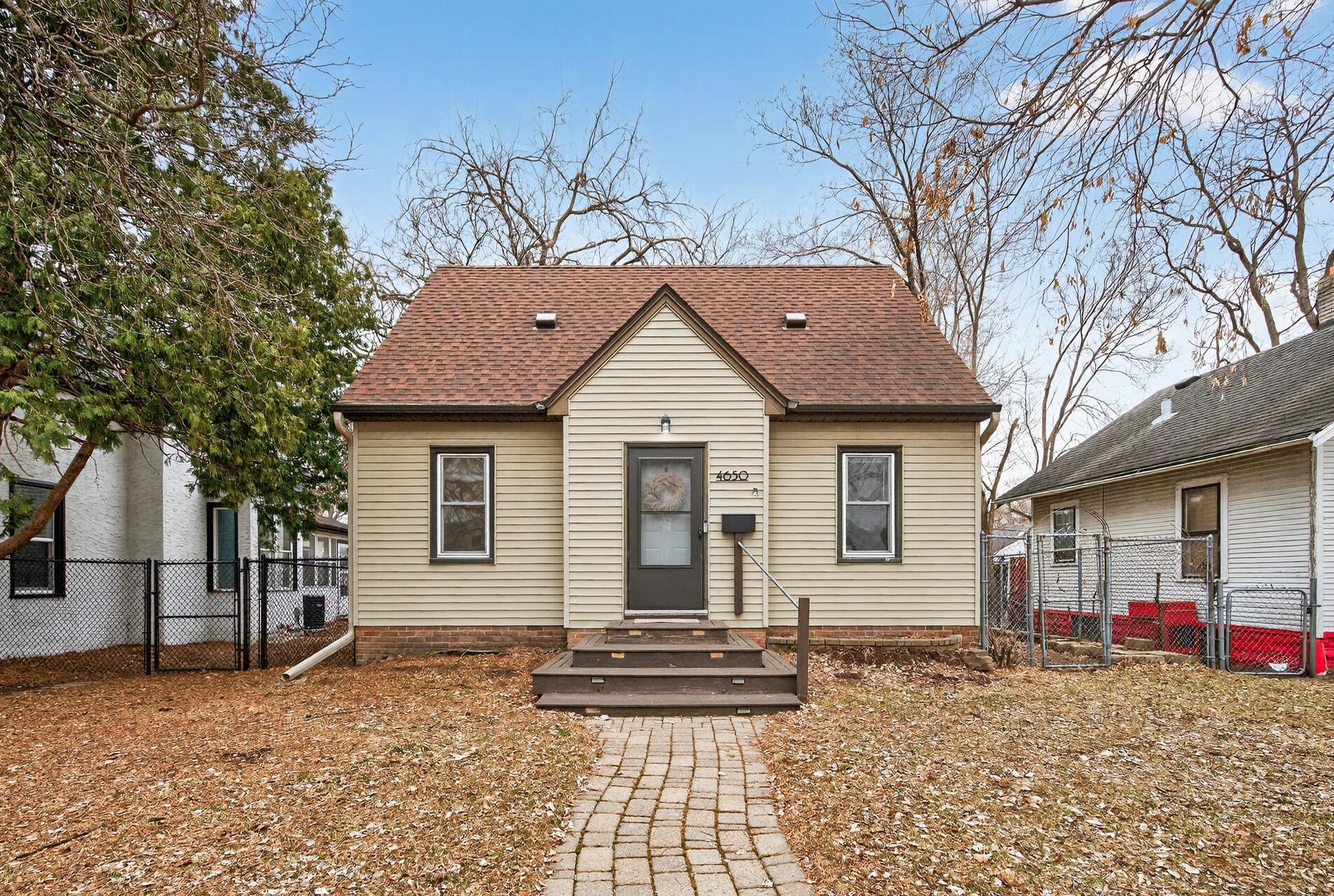 4650 North Dupont Ave  