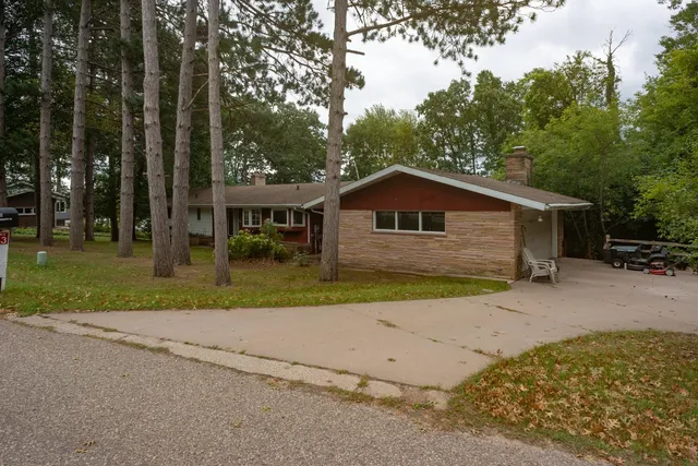 $340,000 | W8283 Buttercup Court, Wautoma, WI 54982