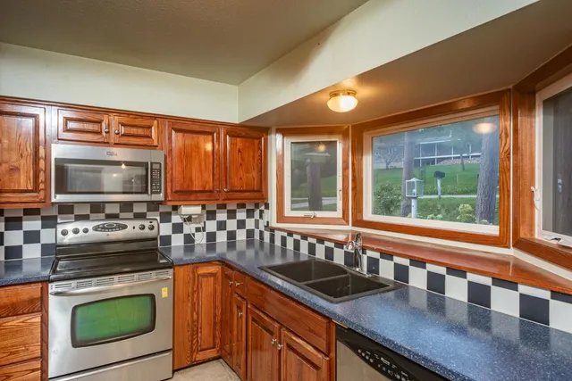 $340,000 | W8283 Buttercup Court, Wautoma, WI 54982