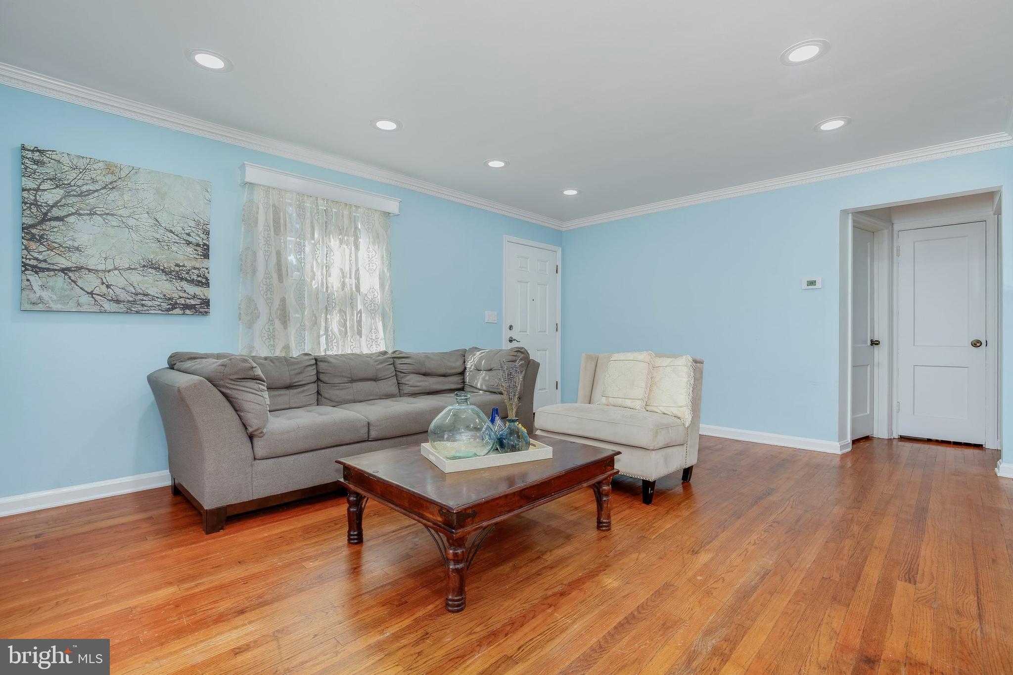 2907 Collins Avenue Silver Spring, MD 20902 - Photo 3 of 32 Gallery Image 3