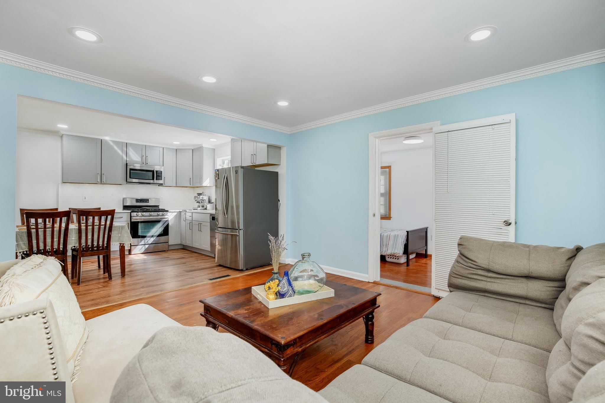 2907 Collins Avenue Silver Spring, MD 20902 - Photo 7 of 32 Gallery Image 7