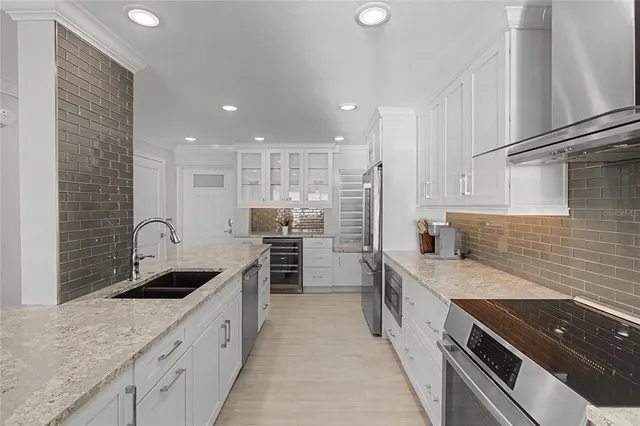 $1,300,000 | 19 Whispering Sands Drive, Unit 1105, Sarasota, FL 34242