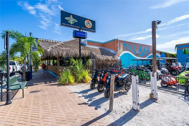 $1,300,000 | 19 Whispering Sands Drive, Unit 1105, Sarasota, FL 34242