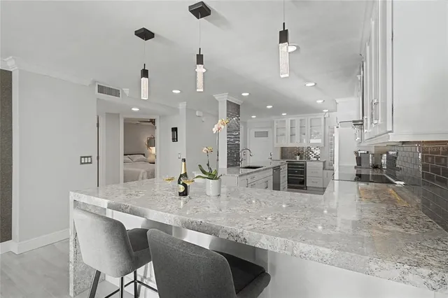 $1,300,000 | 19 Whispering Sands Drive, Unit 1105, Sarasota, FL 34242