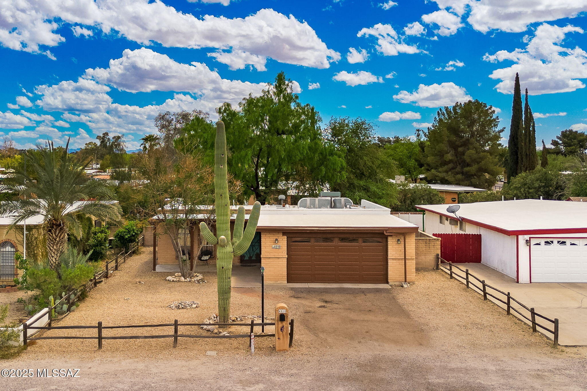 4518 East Fort Lowell Road Tucson, AZ 85712 - Photo 5 of 46