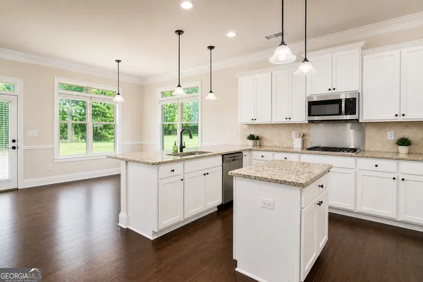 $649,000 | 2589 Lake Erma Drive, Hampton, GA 30228