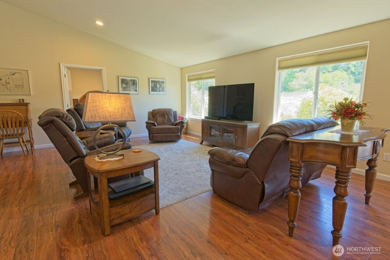51 Jara Way Sequim, WA 98382 - Photo 4 of 33