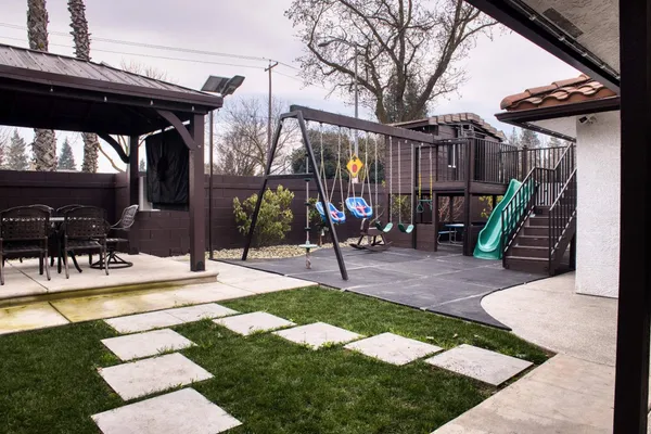 $480,000 | 2520 Meadowrest Way, Madera, CA 93637