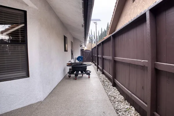 $480,000 | 2520 Meadowrest Way, Madera, CA 93637