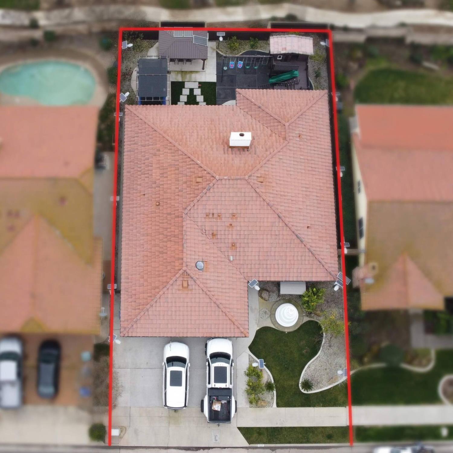 2520 Meadowrest Way Madera, CA 93637 - Photo 38 of 39 an aerial view of houses with an outdoor space