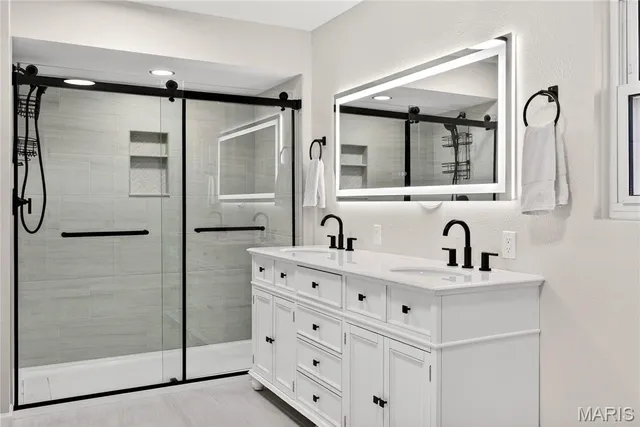 $634,900 | 836 Wheelwright Drive, Manchester, MO 63021