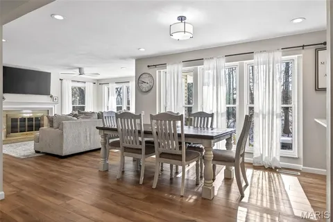 $634,900 | 836 Wheelwright Drive, Manchester, MO 63021