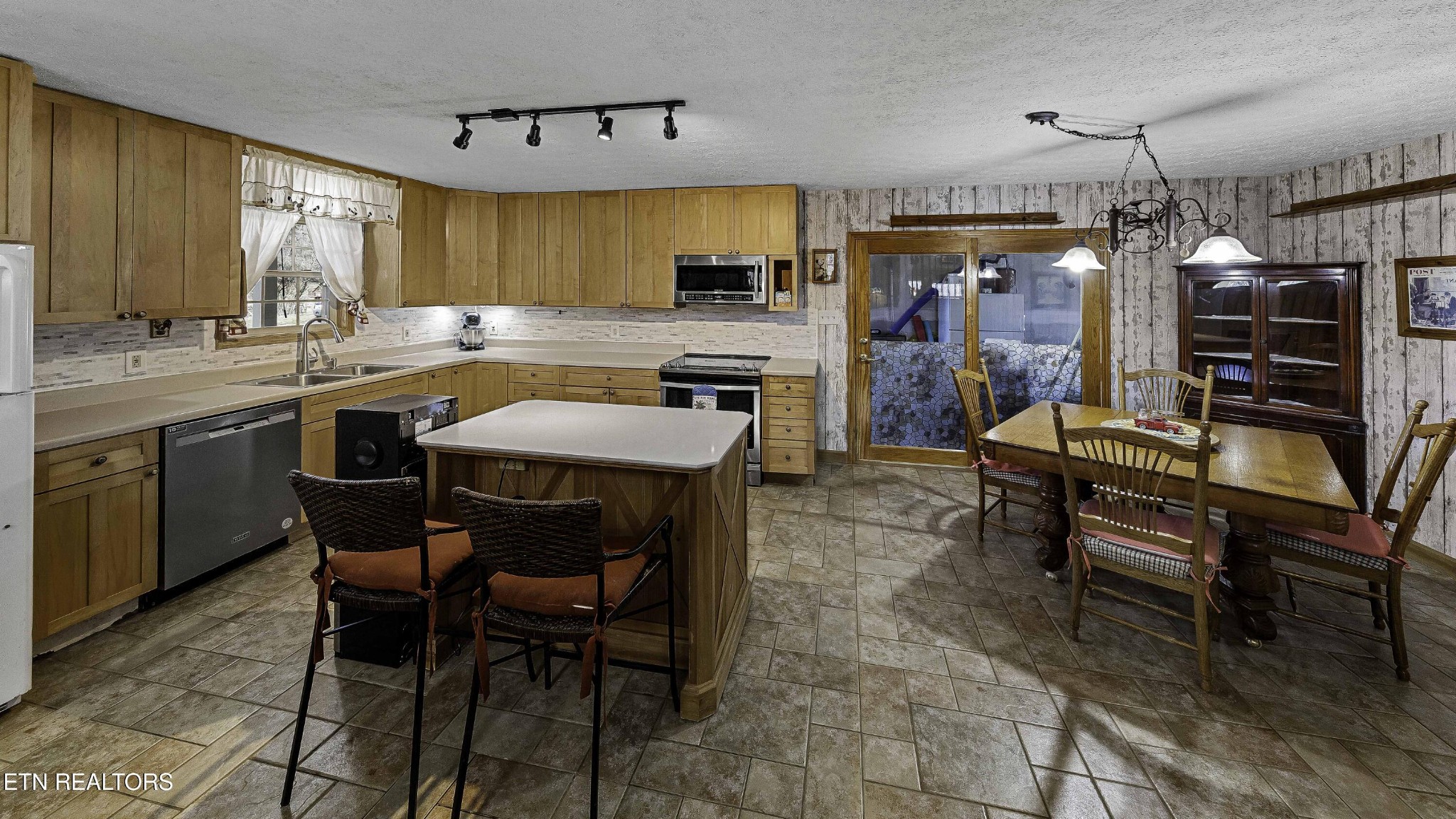 1140 Tater Valley Road Washburn, TN 37888 - Photo 18 of 59 Gallery Image 18