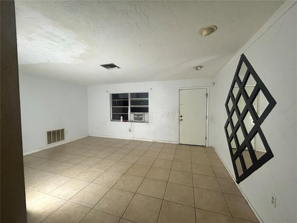 1277 Piper Road Spring Hill, FL 34606 - Photo 2 of 21