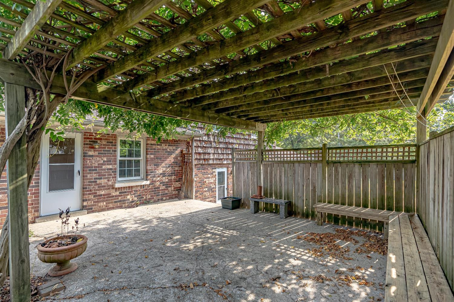 102 Ravenwood Road Versailles, KY 40383 - Photo 38 of 49 Photo 38