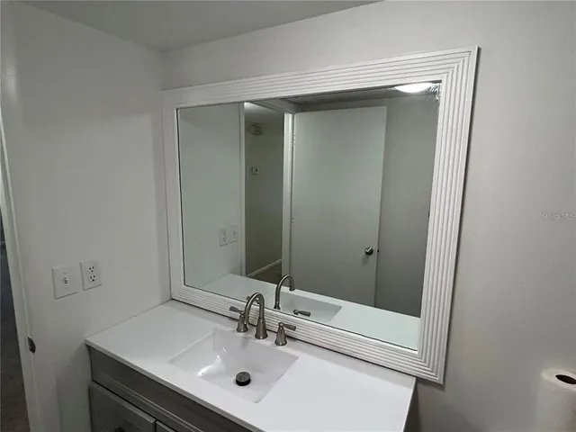 $2,000 | 3002 West Cleveland Street, Unit B7, Tampa, FL 33609