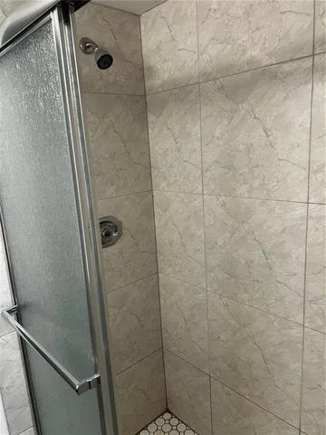 $2,000 | 3002 West Cleveland Street, Unit B7, Tampa, FL 33609