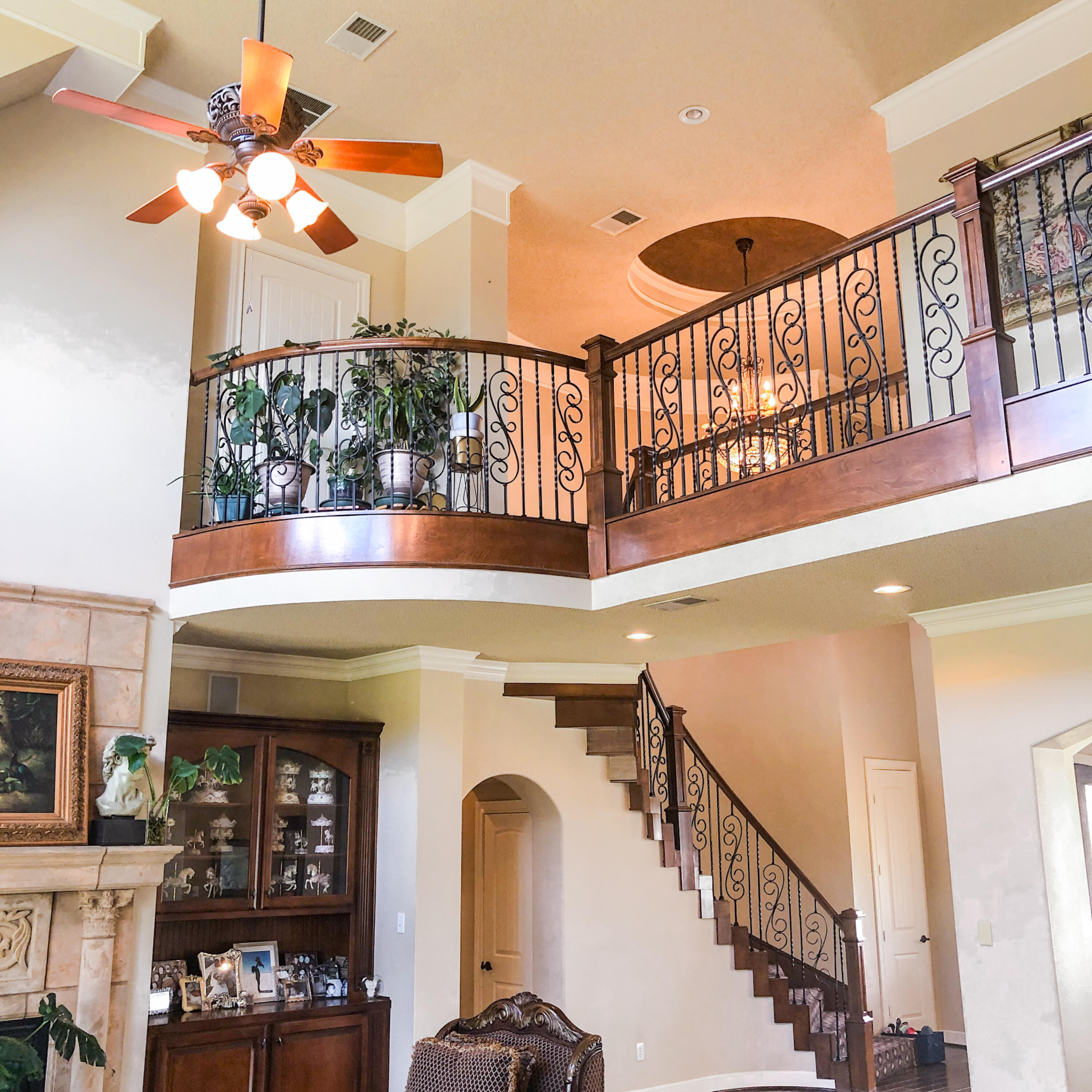 5502 156th Street Lubbock, TX 79424 - Photo 12 of 37 a view of entryway and hall with a chandelier