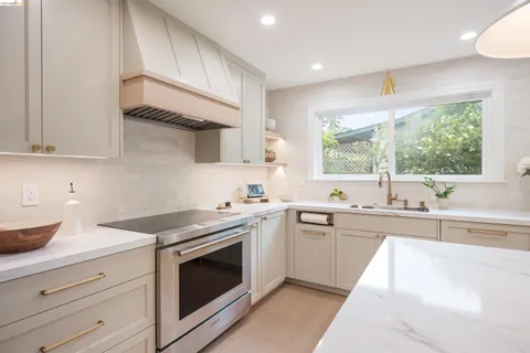 $1,125,000 | 4029 Aliso Avenue, Oakland, CA 94619