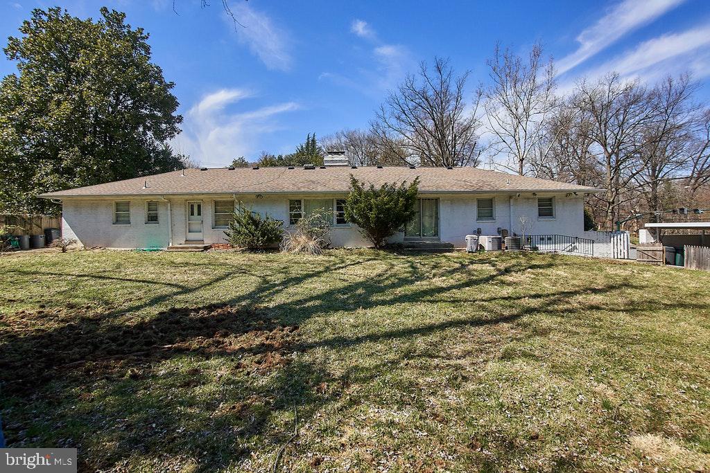 9221 Colesville Road Silver Spring, MD 20910 - Photo 5 of 13 Rear view
