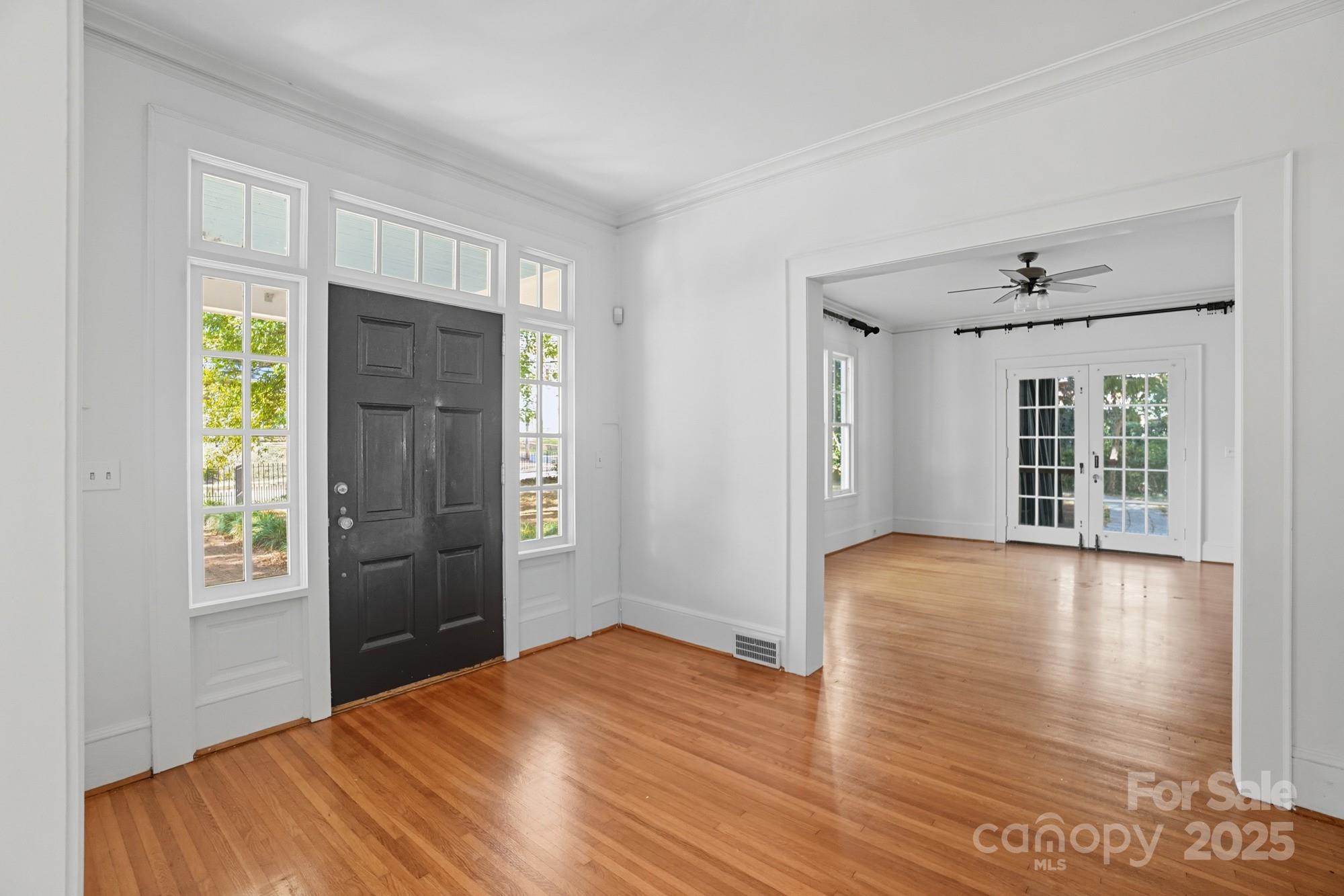 504 South York Street Gastonia, NC 28052 - Photo 4 of 47