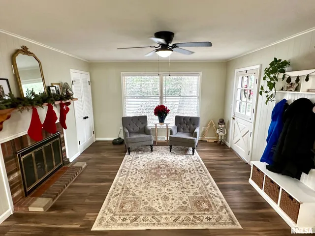 $299,900 | 5 Book Lane, Jacksonville, IL 62650