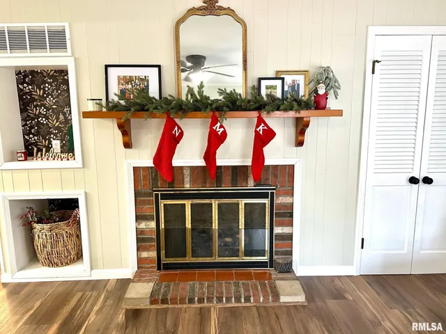 $299,900 | 5 Book Lane, Jacksonville, IL 62650