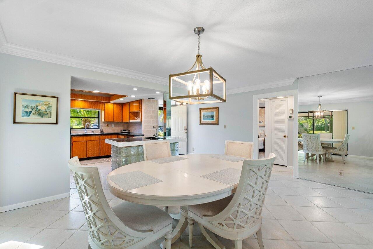 401 Clubhouse Circle, Unit 401A Jupiter, FL 33477 - Photo 4 of 34 011-401ClubhouseCircle-Jupiter-FL-33477-