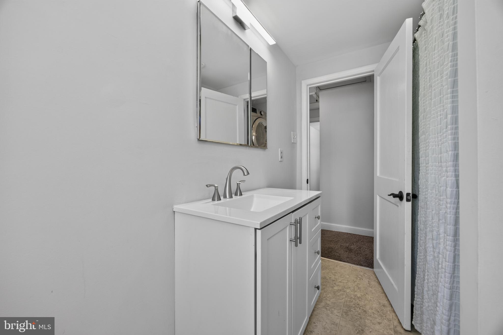 215 Ash Road Wallingford, PA 19086 - Photo 17 of 45