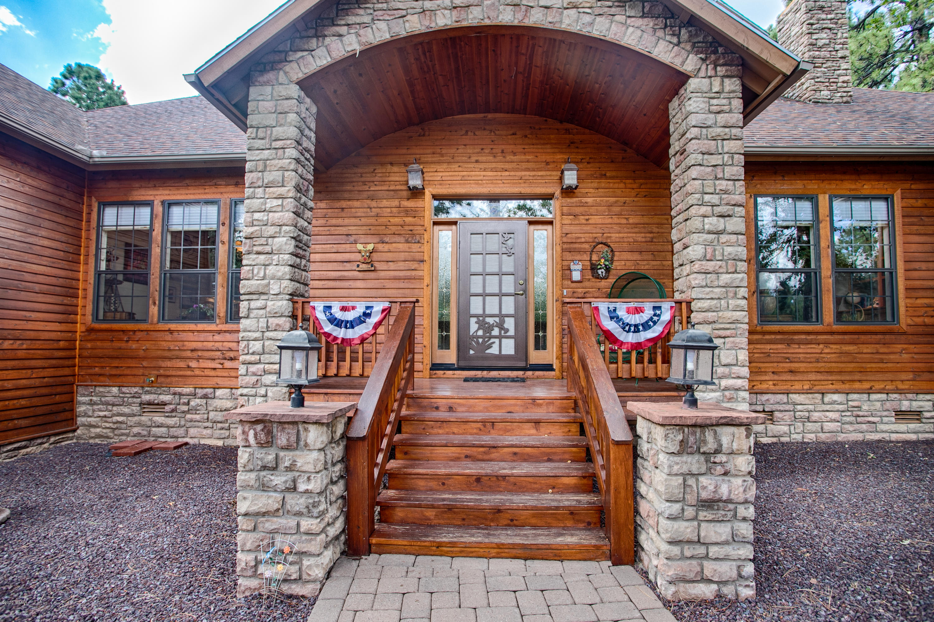 2275 East Ridge Drive Pinetop, AZ 85935 - Photo 2 of 30