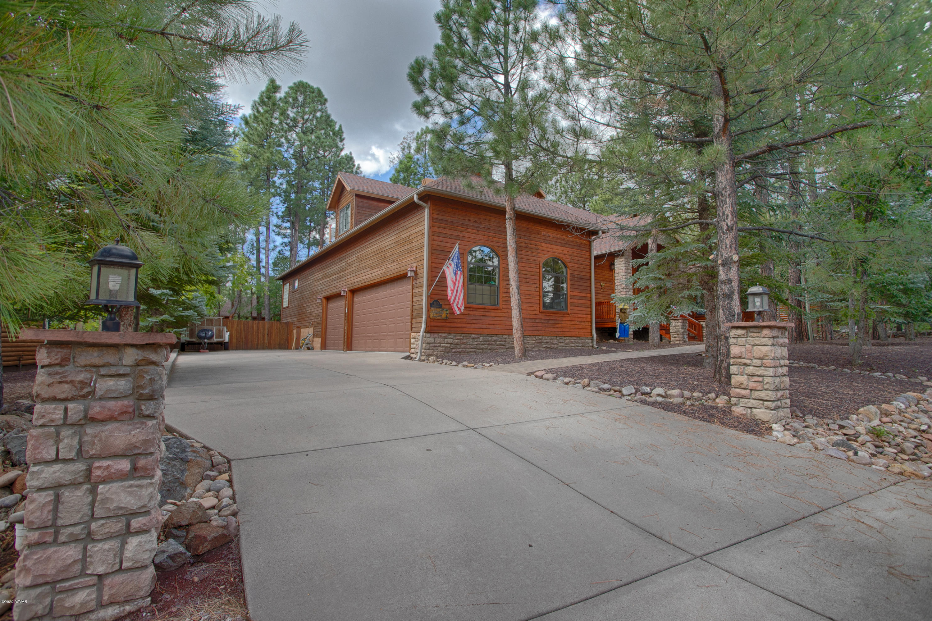 2275 East Ridge Drive Pinetop, AZ 85935 - Photo 3 of 30