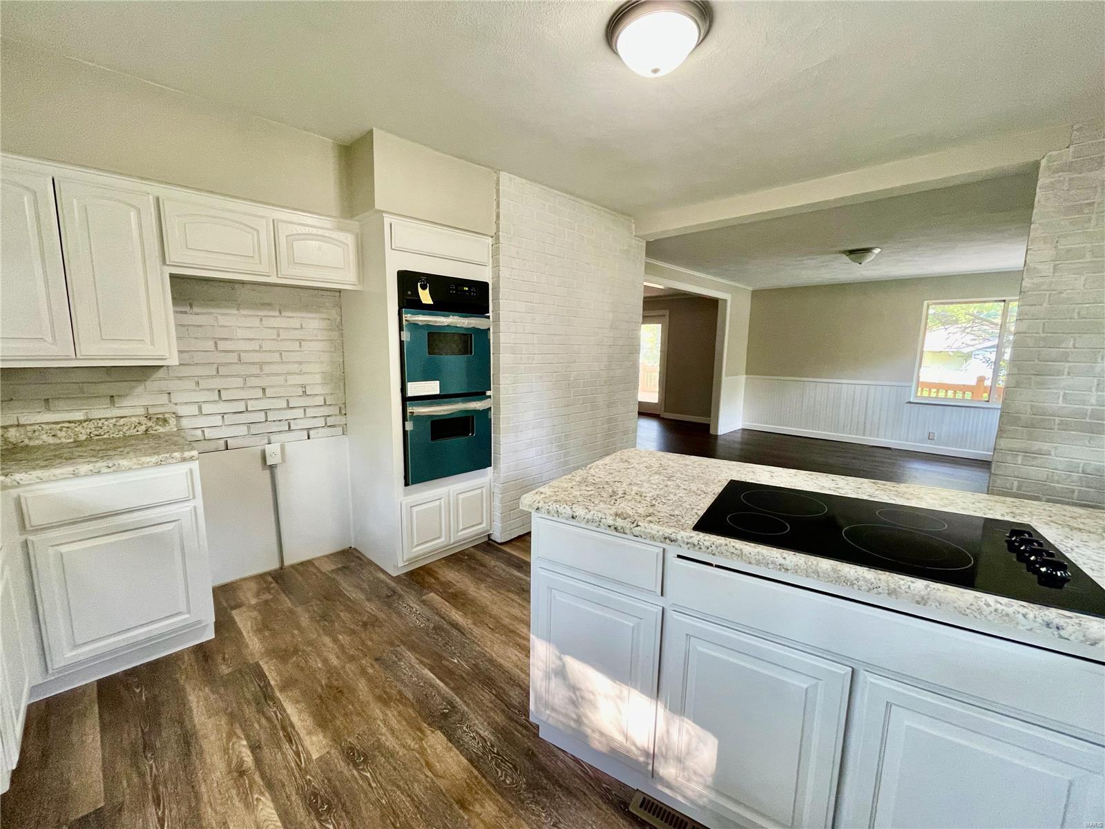 121 Alice Drive O'Fallon, IL 62269 - Photo 9 of 35