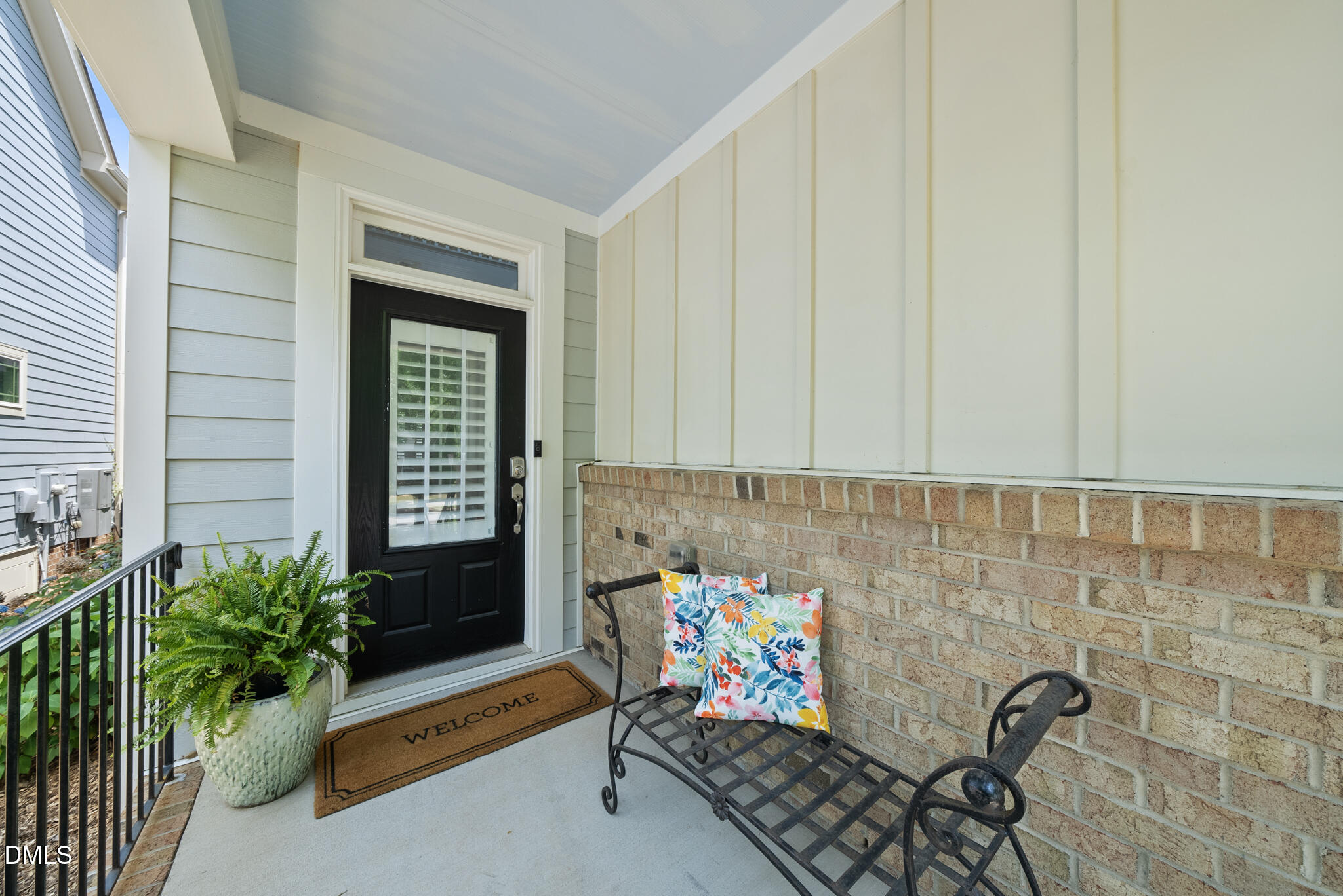 1524 Crafton Way Raleigh, NC 27607 - Photo 6 of 46 DSC03381