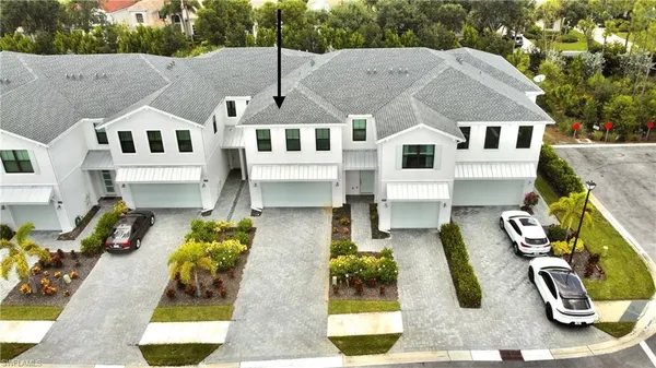 $589,000 | 13057 Pembroke Drive, Naples, FL 34105