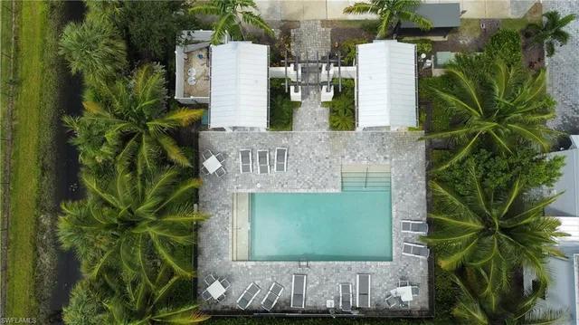 $599,000 | 13057 Pembroke Drive, Naples, FL 34105